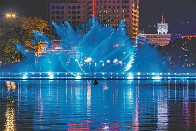 肇慶星湖牌坊音樂噴泉煥新重開，點亮城市夜經濟